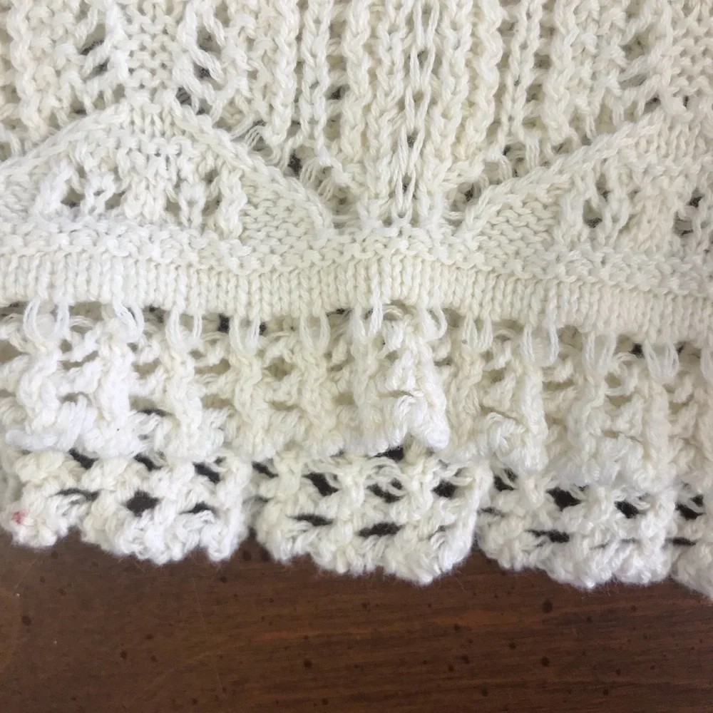 Time and Tru Women's High Waist Crochet Shorts - Cream - Picture 3 of 6